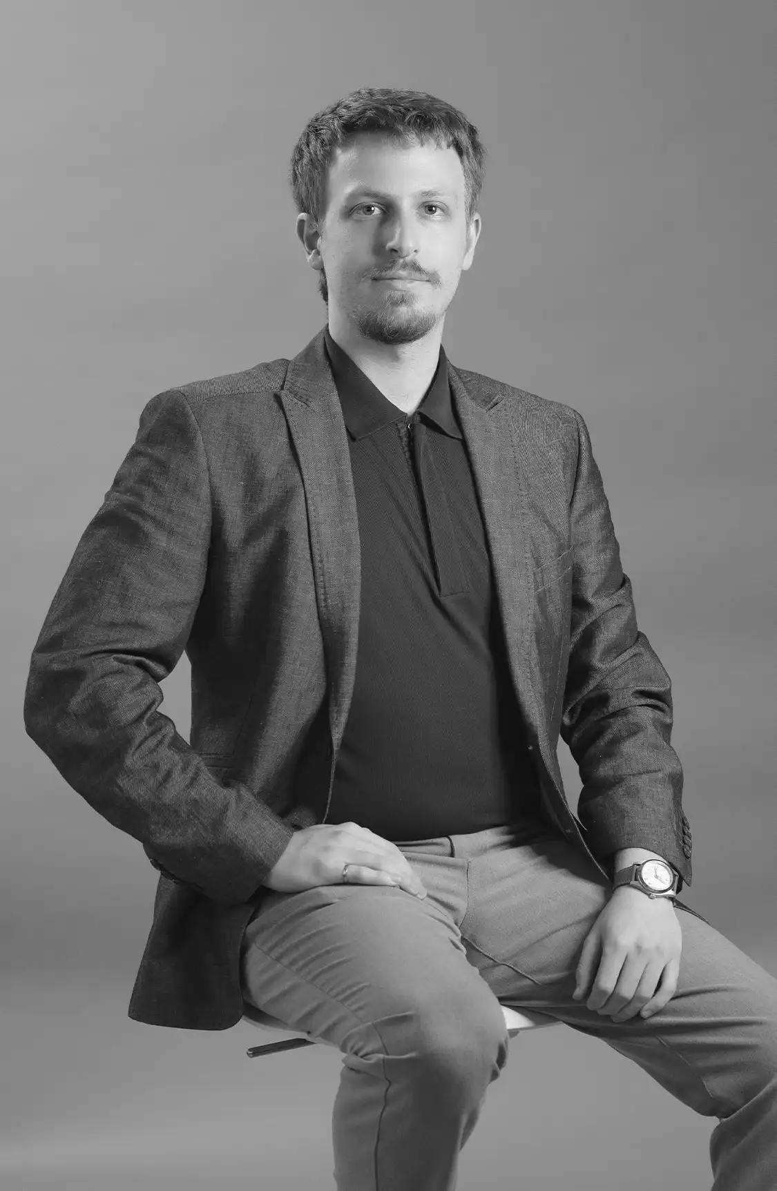 Headshot Billkravzovweb